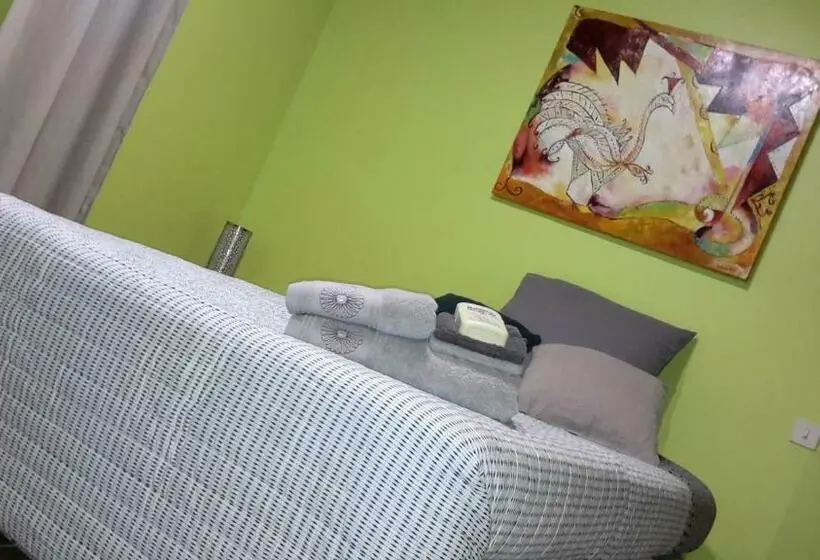 StandaardKamer, Om Sleeping B&b