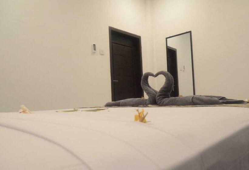 디럭스 룸, Akalanka Homestay