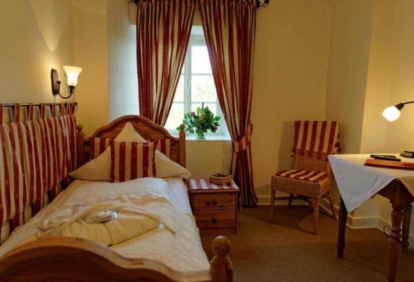 Номер Стандарт Индивидуальный, Burghaus & Villa Kronenburg