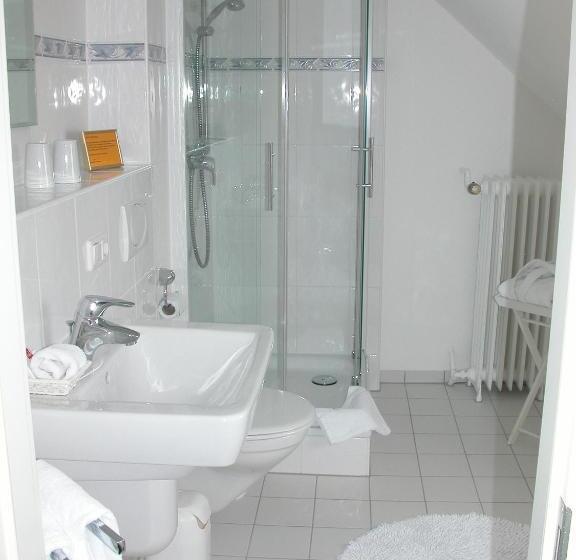 Номер Basic, Burghaus & Villa Kronenburg