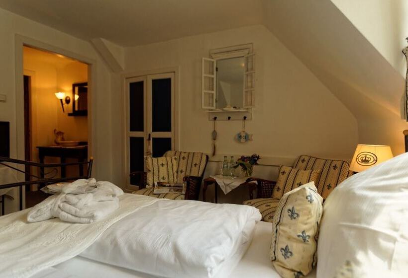 Номер Комфорт Индивидуальный, Burghaus & Villa Kronenburg