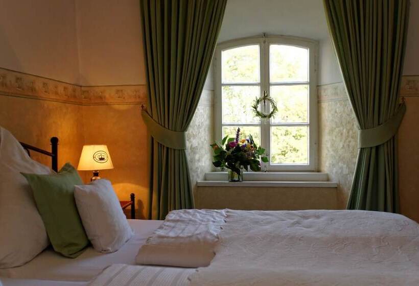 Номер Комфорт Индивидуальный, Burghaus & Villa Kronenburg