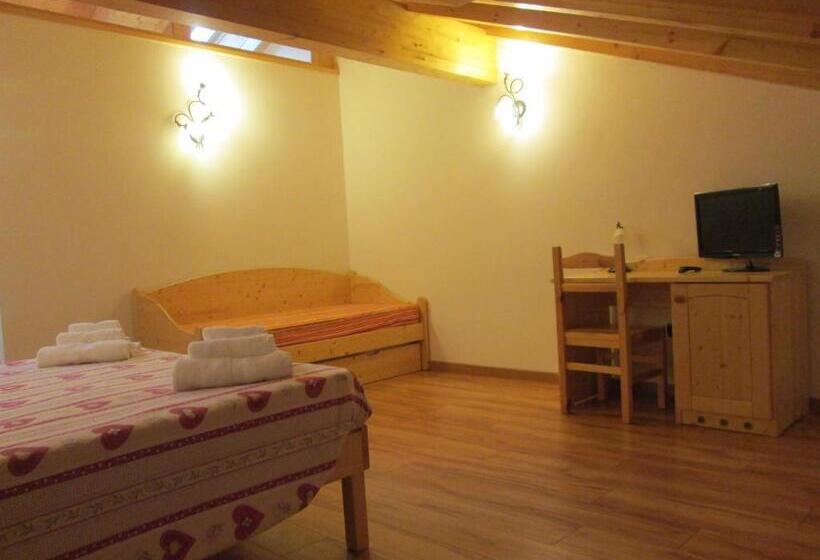 חדר סטנדרט לארבעה, Agriturismo Pisani