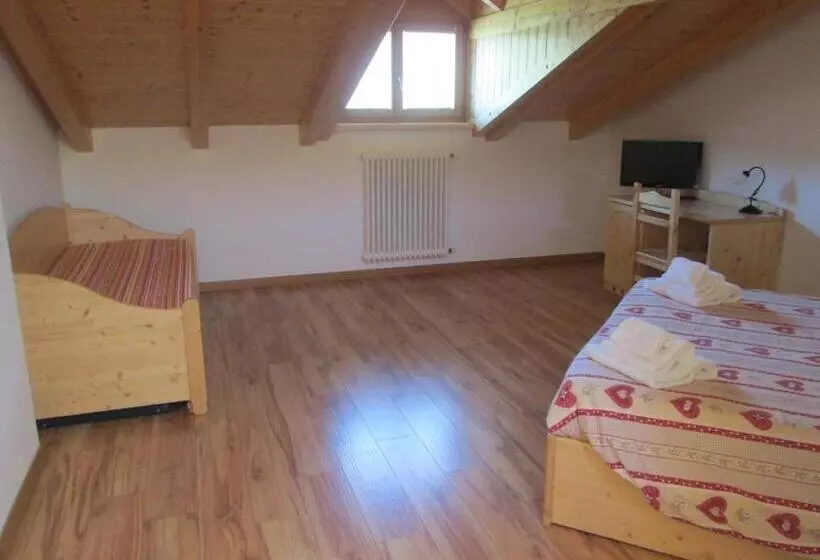 スタンダード４人部屋, Agriturismo Pisani