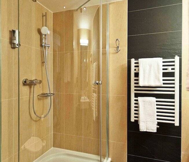 스탠다드 싱글 룸, Bildungsblick