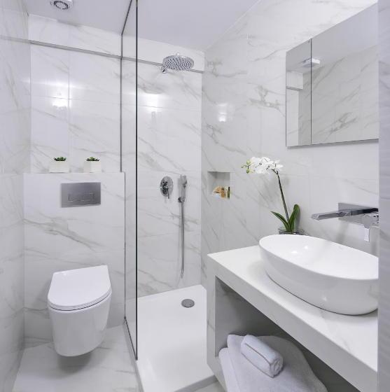 스탠다드 트리플 룸, Filippos