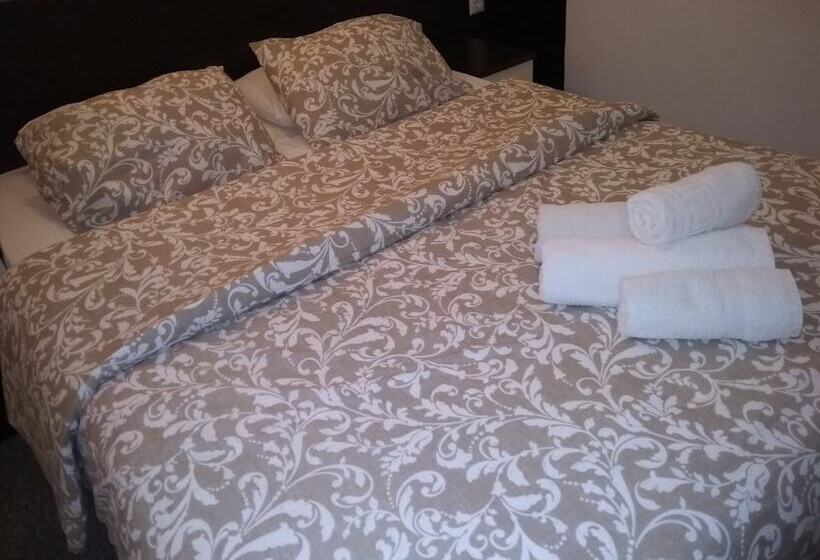 Номер Стандарт, Galanopoulos