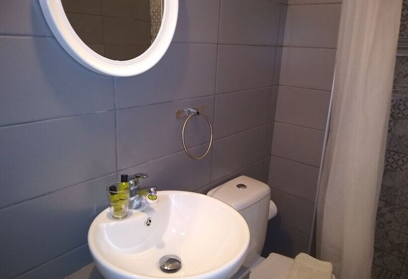 Трехместный Номер Базовый, Galanopoulos