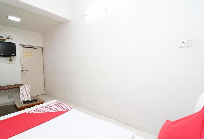 トリプルクラシックルーム, Collection O Ganpati