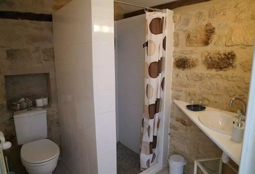 スタンダードトリプルルーム, Hôtel Restaurant Le Mûrier De Viels   Grand Figeac
