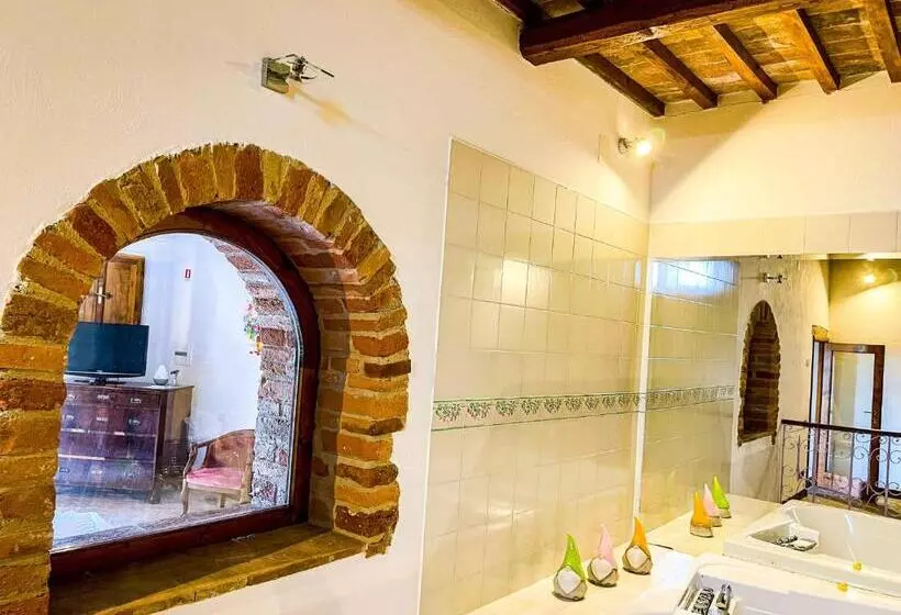 デラックスルーム, Lachiusa Tuscany