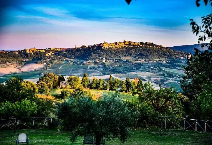 マウンテンビューデラックスルーム, Lachiusa Tuscany