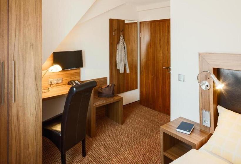 Номер Стандарт Индивидуальный, Restaurant Goldener Engel