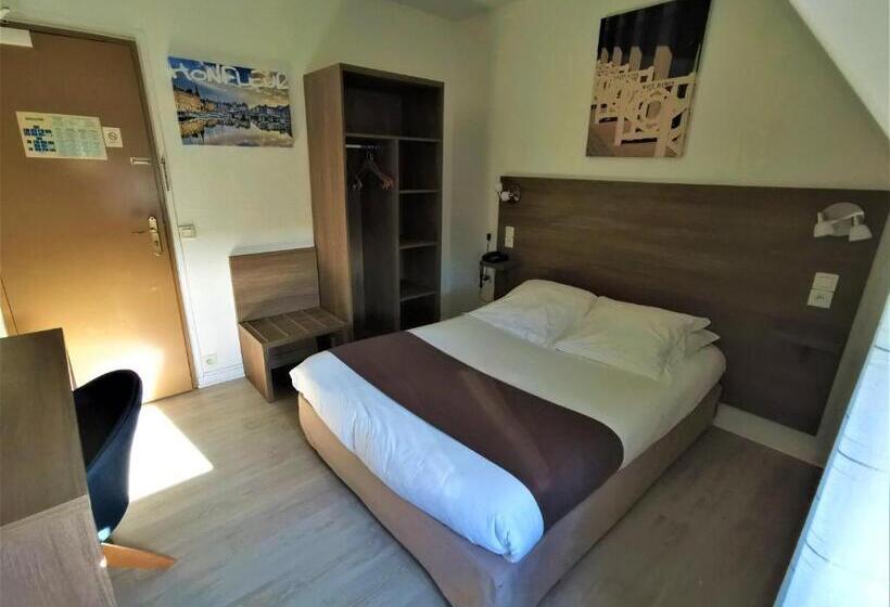 Номер Стандарт, Logis Hotel Le Relais De La Poste Restaurant Le Fil Du Temps