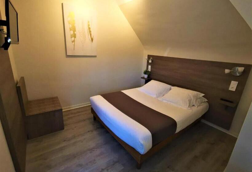 חדר משפחתי, Logis Hotel Le Relais De La Poste Restaurant Le Fil Du Temps