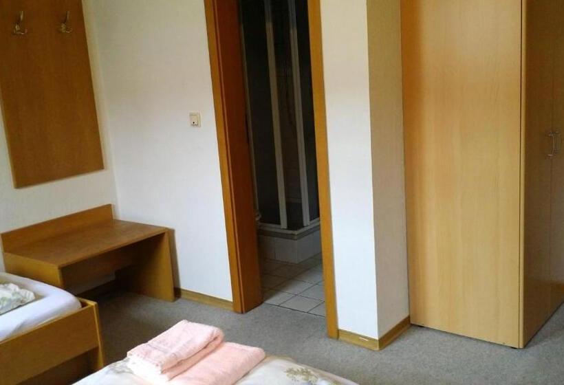 스탠다드 룸, Landgasthof Zum Hirschen