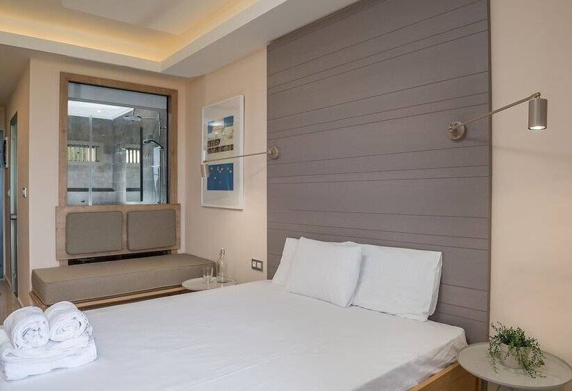 סטודיו סטנדרטי עם נוף לים ומרפסת, Villa Despina