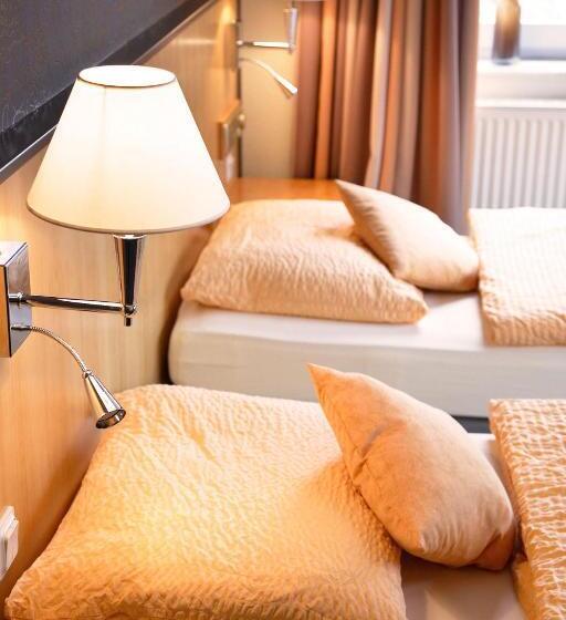 Standart Oda, Wagners Seehotel Schleusingen