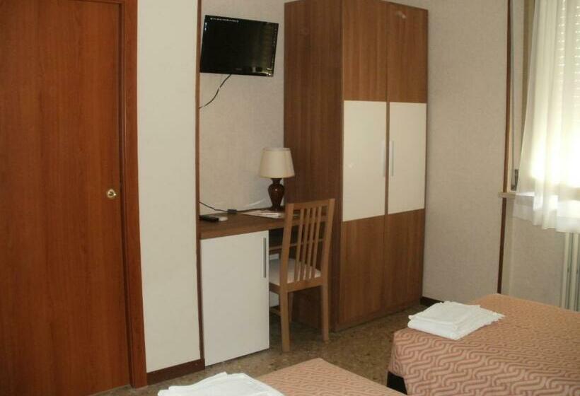 スタンダードルーム, Mucciolini