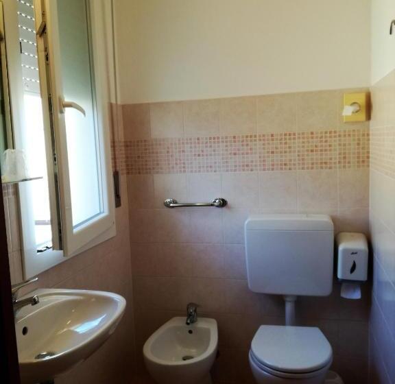 スタンダードルーム, Mucciolini