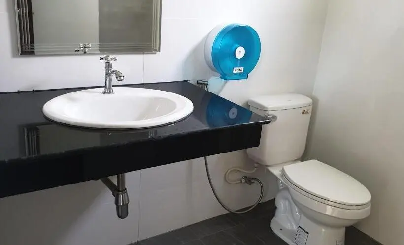 ルームシェアのワンベッド, Royal Bamboo Hostel Sha Certified