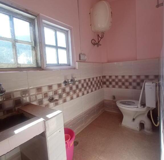 اتاق لوکس, Snow Oak Guest House