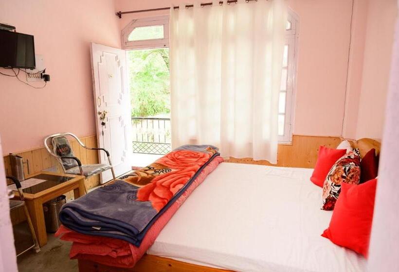 Номер Deluxe, Snow Oak Guest House