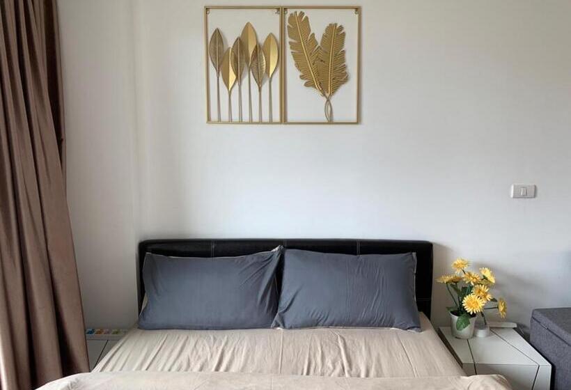 プールビュースタンダードステューディオ, Laguna Beach Condo Resort 3 Maldives Pattaya Pool View ลากูน่า บีช คอนโด รีสอร์ต 3 พัทยา