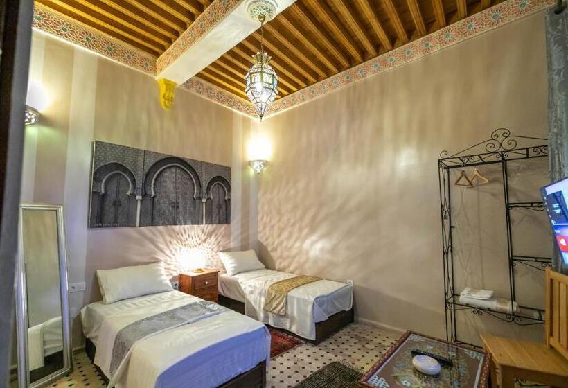 家庭小型套房, Riad Noha