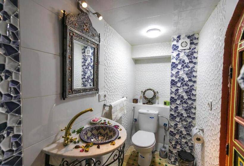 标准间, Riad Noha