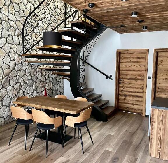 شقة غرفة واحدة, Apartmany Demänovka