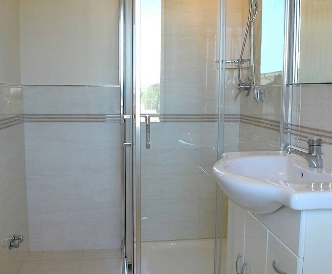 패밀리 룸, Marbella