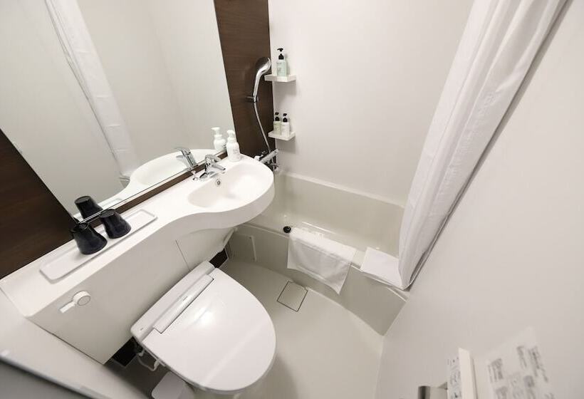 Номер Стандарт Трехместный, Smile Hotel Kanazawa Nishiguchi Ekimae