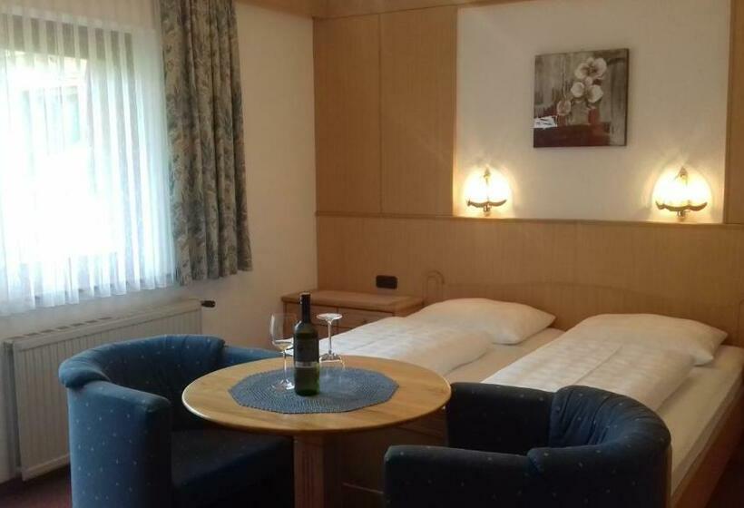 バルコニー付きスタンダードルーム, Haus Toriten