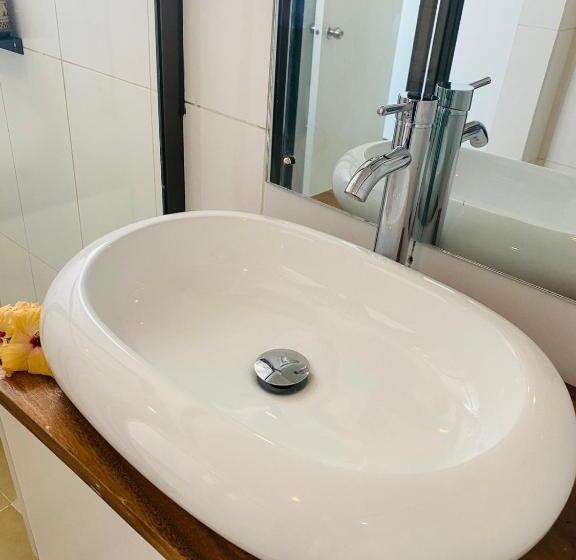 디럭스 룸 바다 전망, Sailors Beach Fiji