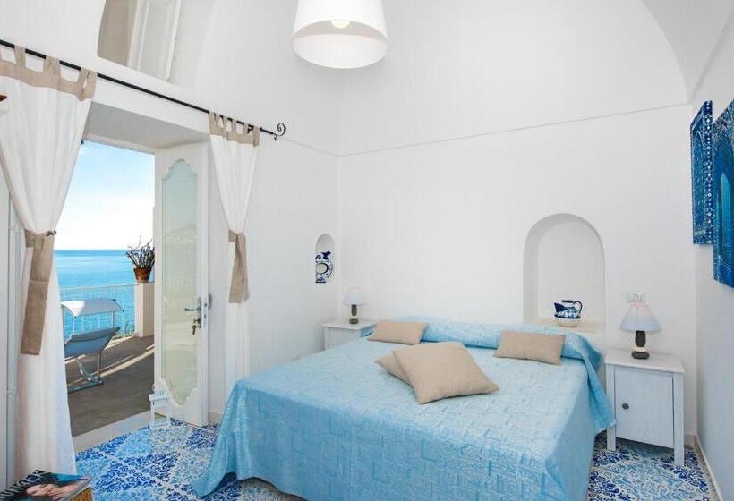 Номер Deluxe Вид на Море, Casa Fioravante