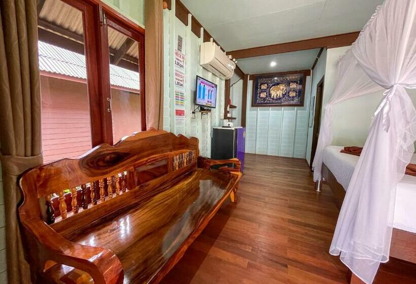 بنجلو قياسى, Koh Yao Seaview Bungalow