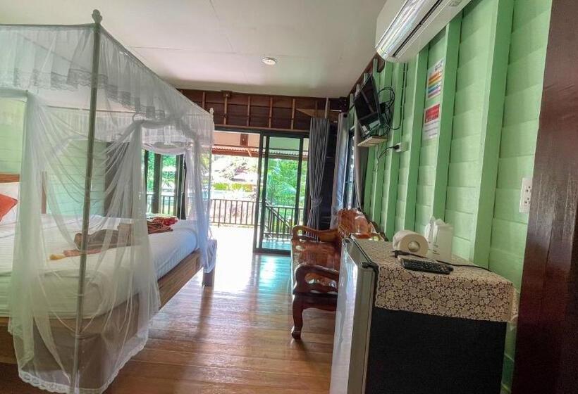 패밀리 방갈로, Koh Yao Seaview Bungalow