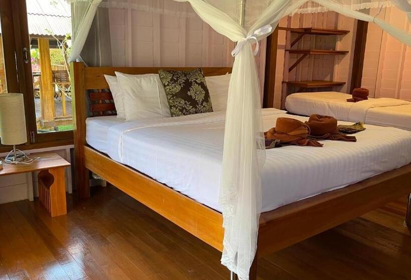 베이직 3인 룸, Koh Yao Seaview Bungalow