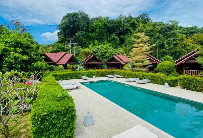 스탠다드 트리플 룸 풀장 전망, Koh Yao Seaview Bungalow