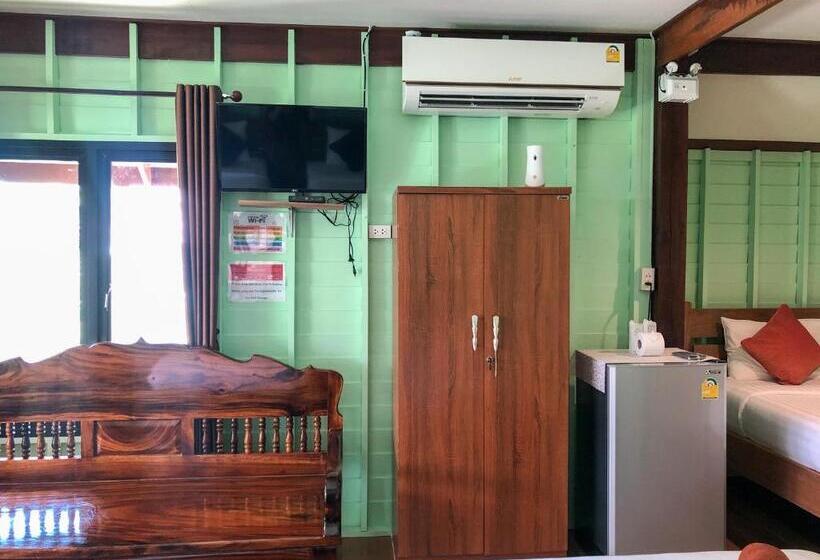 Quarto Triplo Clássico, Koh Yao Seaview Bungalow