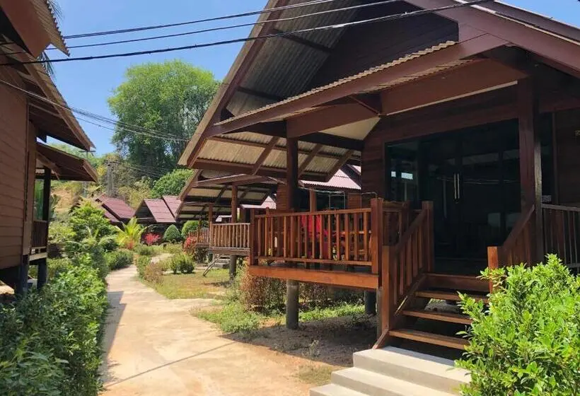 トリプルクラシックルーム, Koh Yao Seaview Bungalow