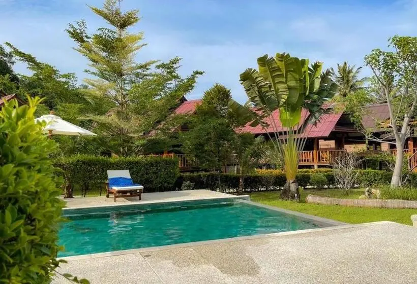 ベーシックトリプルルーム, Koh Yao Seaview Bungalow