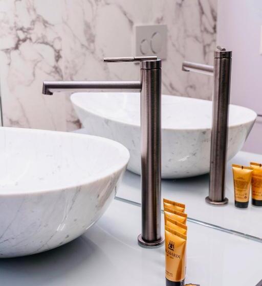 غرفة قياسية, Binario 934 Smart