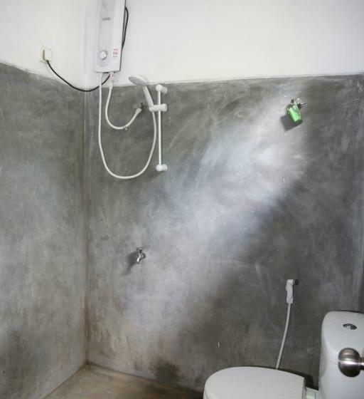 デラックスルーム, Super Spot Guest House