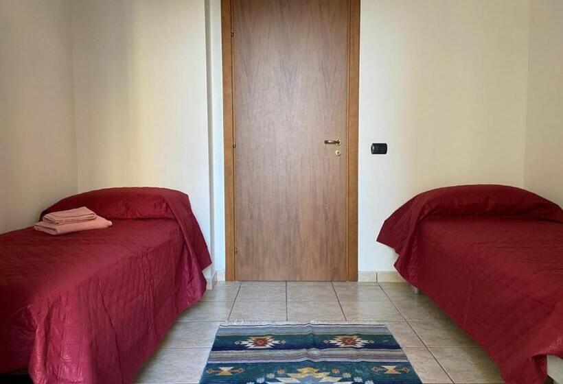 Standard room with outdoor bath, B&b Myrella