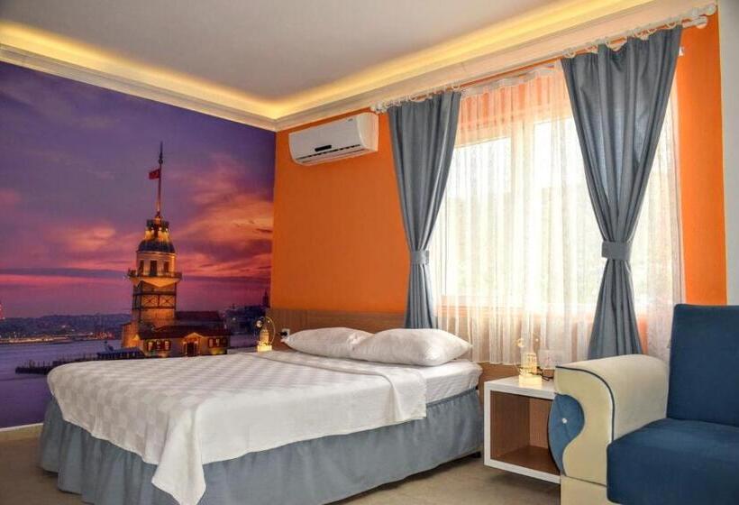 Люкс с Балконом, Eli̇t Otel