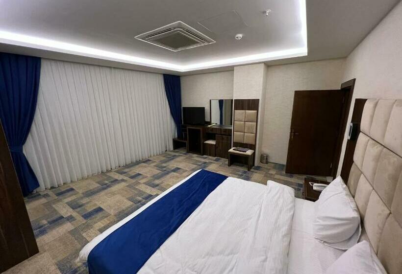اتاق اکونومی یک تخته, Classy Stay