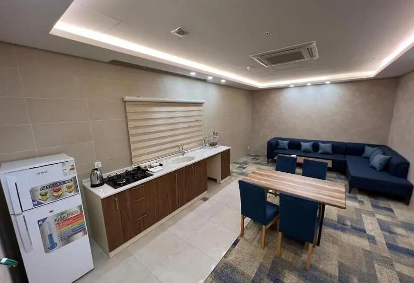آپارتمان 2 خوابه, Classy Stay