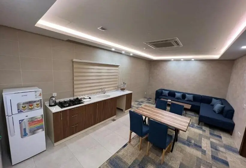 آپارتمان 2 خوابه, Classy Stay